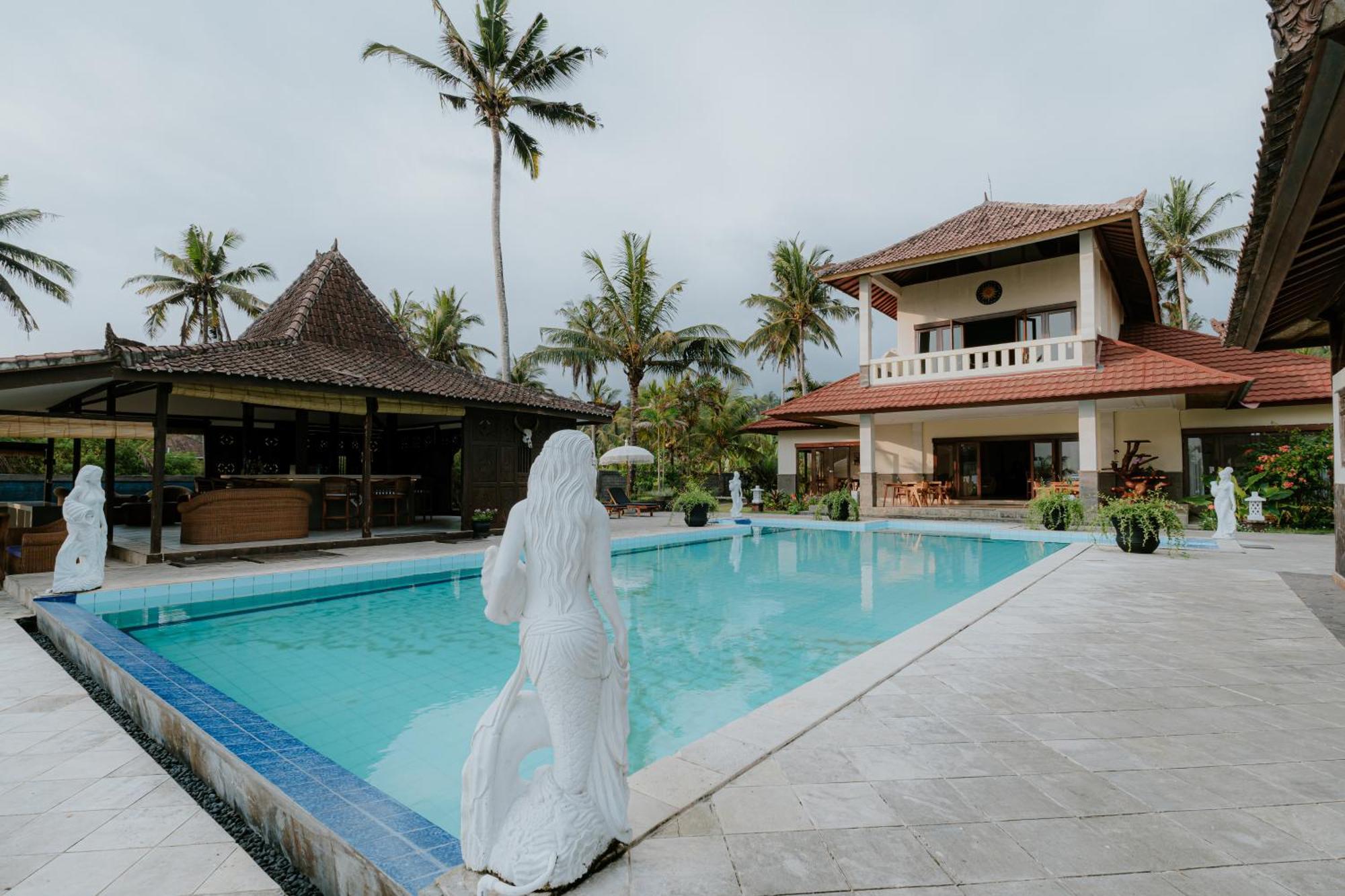 Bali Hai Island Resort Pekutatan  외부 사진