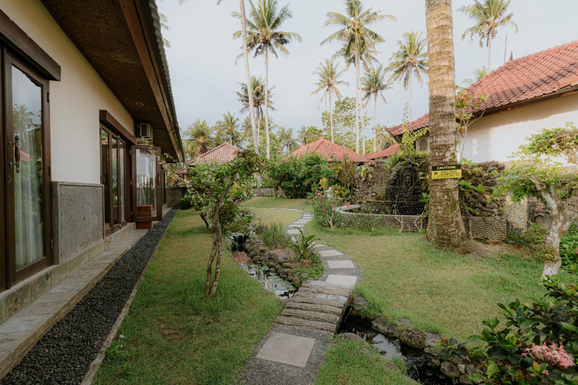 Bali Hai Island Resort Pekutatan  외부 사진