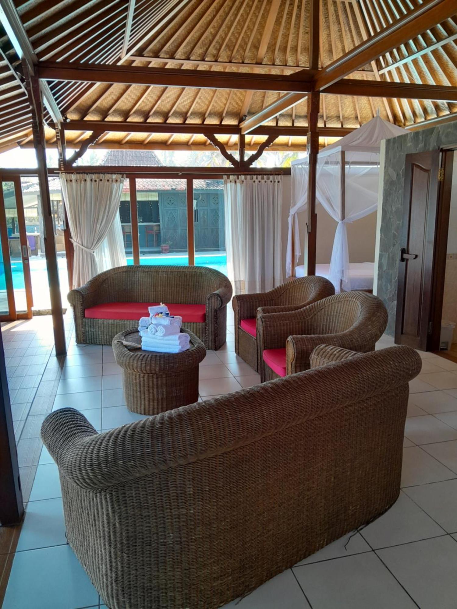 Bali Hai Island Resort Pekutatan  외부 사진