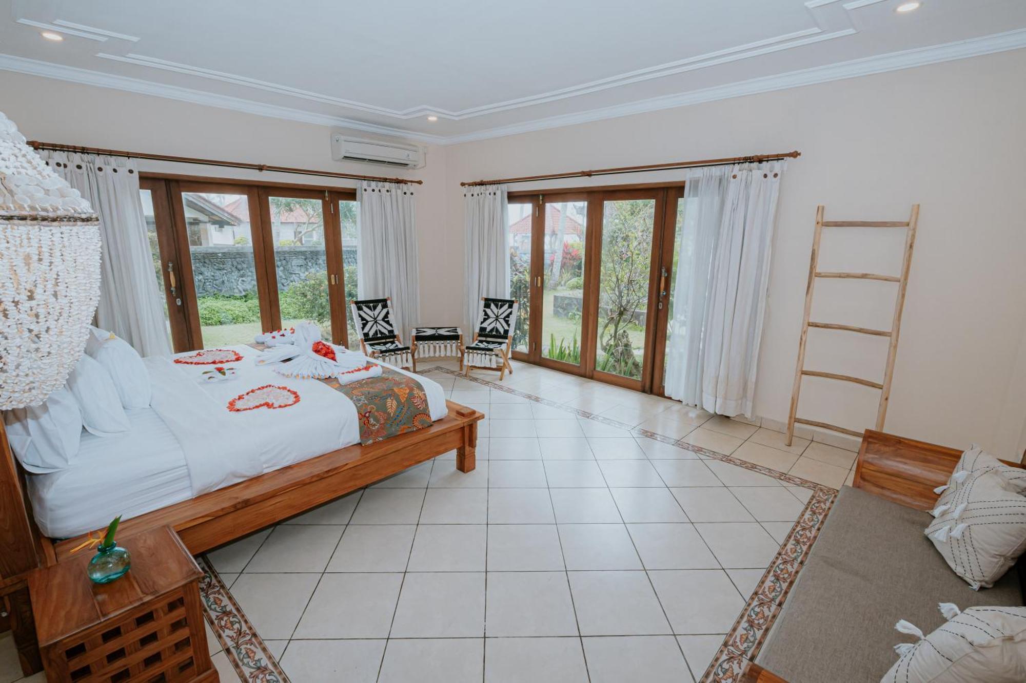 Bali Hai Island Resort Pekutatan  외부 사진